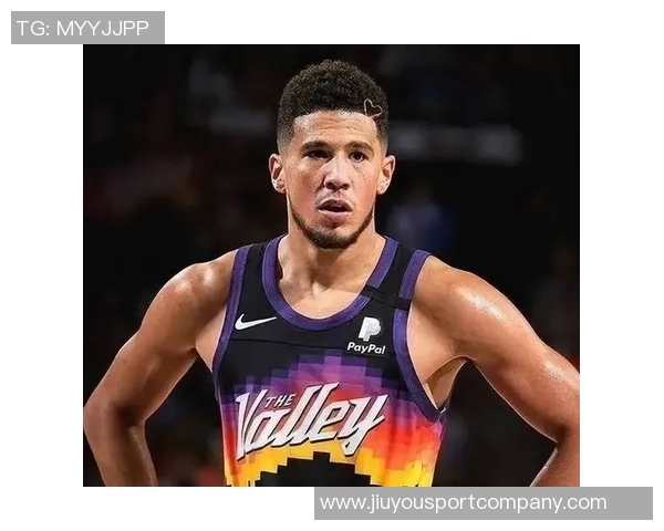 布克展望未来球队成长期待每场比赛的胜利与进步