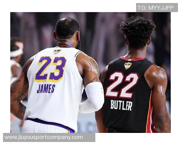 杨毅分析老詹在热火的权威地位斯波需看其脸色莱利则不以此为然